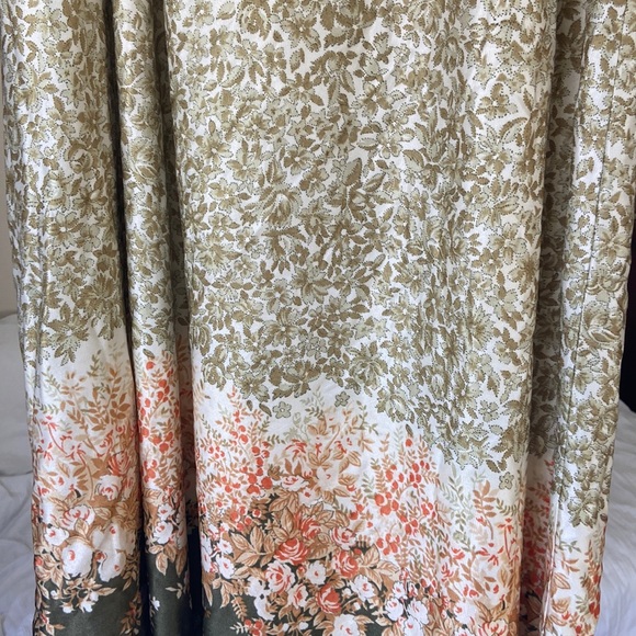 Vintage Floral Maxi Skirt - Picture 2 of 3